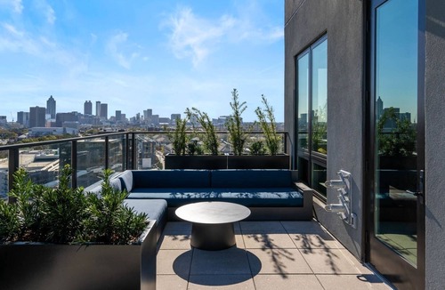 Home Park Apartment | 2BD-2BA MIDTOWN ATL RETREAT