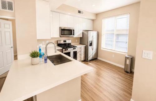 Del Rey Apartment | 2bd 2bth Marina Del Rey Apt