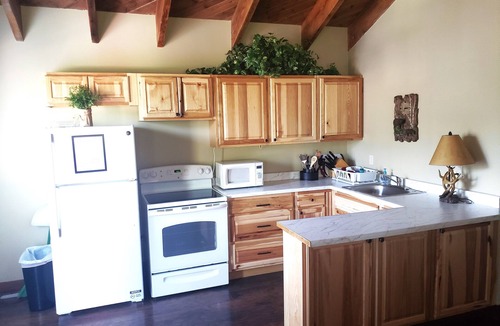 West Glacier House | 2BR, 1B, Sleeps 4, Lakeview and Lake access in West Glacier