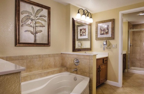 Lake Buena Vista Resort | 2BR-Dlx Inside Disney Gates-5 Pools, Lazy Rivers, Pay 25% Deposit