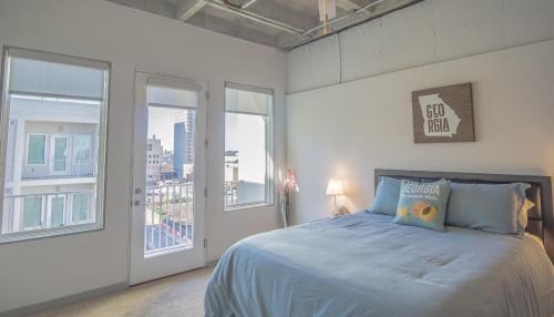 SoNo Apartment | 2BR Fully Furnished Apartment - Great location in Midtown apts