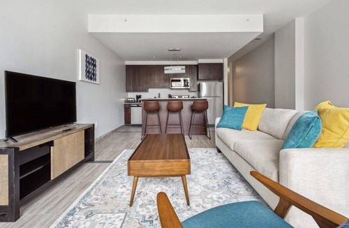 Downtown Detroit Apartment | 2BR Premium Downtown Suite