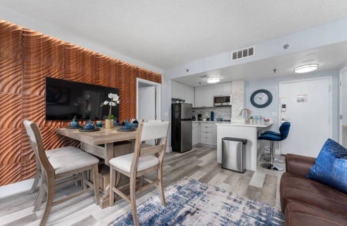 Southwest Orlando Villa | 2BR Suite Near Universal – Pool & Gym Access