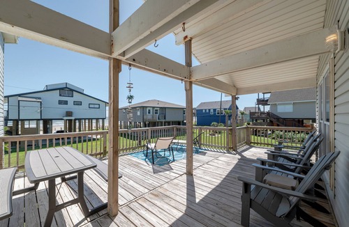 Bermuda Beach House | 2ND ROW 3-bedroom house with Beach and Ocean Views just steps away. KID FRIENDLY