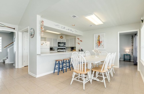Indian Beach House | 2nd Row Gulf View Home w/2 Decks, Board Games, 3 Kings+Bunk all w/Deck Access