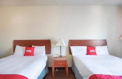 Clute Hotel | 3 Affordable Rooms Near Asiel’s Restaurant