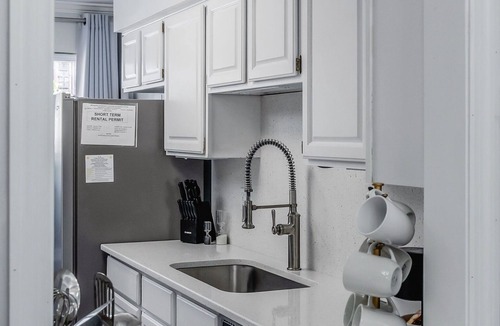Rutledge Hill House | 3 Baths! Walk 2 Broadway! Free Parking!