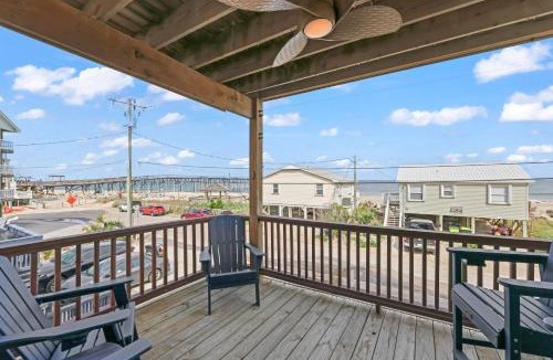 North Carolina Coast House | 3 BDR, Oceanview's, Walk to Pier