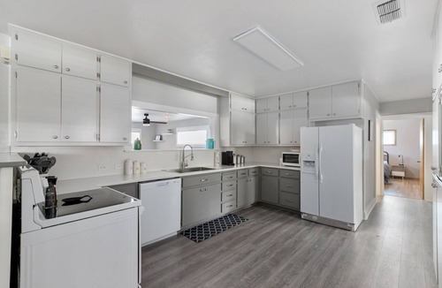 Stonewall House | 3 BDR - Yard - Wine Country - BBQ Pit - Game Room