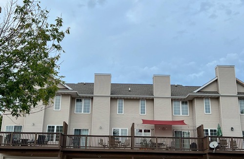 Weber House | 3 Bed, 2.5 Bath Large 3 Level Condo West Side Iowa City