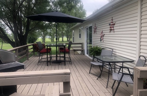 Sisseton Cabin | 3 bed/2 bath Cabin on the South Dakota side of Lake Traverse