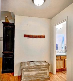 Jerome House | 3 bedroom 2 bath, Garage, Walk to Park, Central Location, Pets OK
