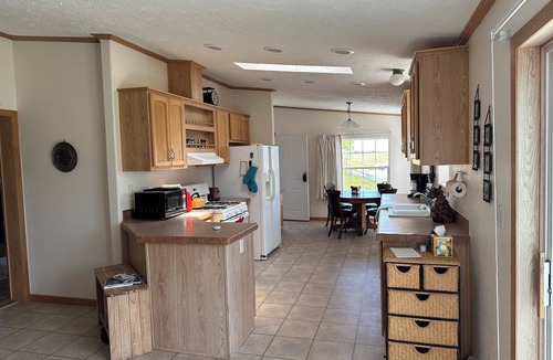 Livingston House | 3 Bedroom, 2 Bath in Farm Hills of Livingston