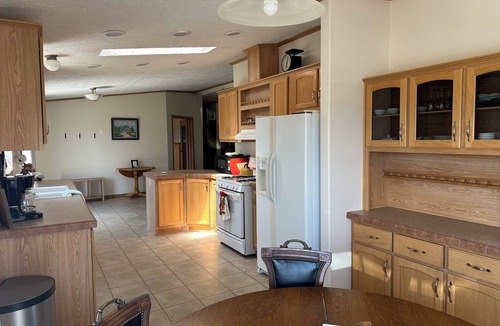 Livingston House | 3 Bedroom, 2 Bath in Farm Hills of Livingston