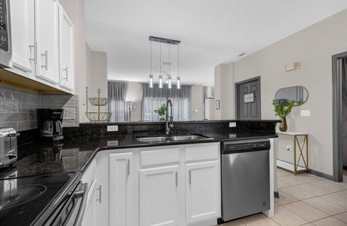 Sunset Lakes House | 3 Bedroom/3 Bathroom Encantada Resort (8515 BL)