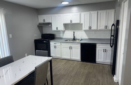 Candler-McAfee Apartment | 3-Bedroom Apartment with WiFi and Convenience