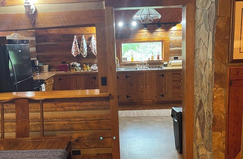 Greensboro Cabin | 3-bedroom cabin in peaceful Greensboro with cozy charm