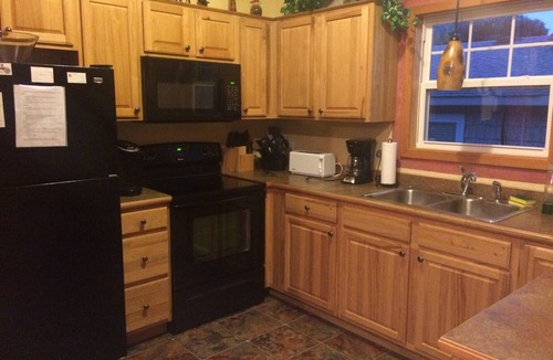 Colington House | 3 bedroom-pet friendly-great reviews! July 18-25, 2026 available!