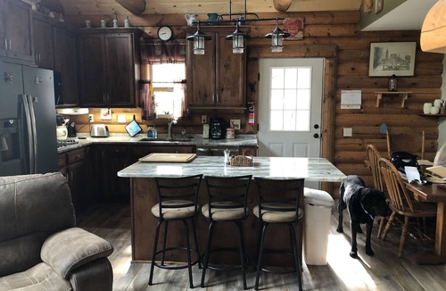 Fairburn Cabin | 3 BR LOG Cabin, 6 miles west of Custer. Secluded and ready for you and your pet