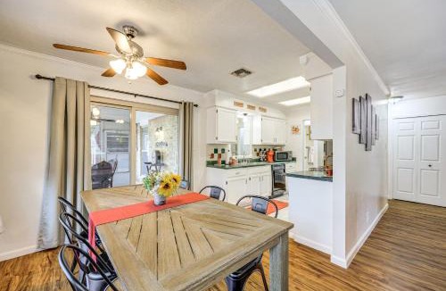 Universal City House | 3 Mi to Randolph AFB Family Home with Poker Table!