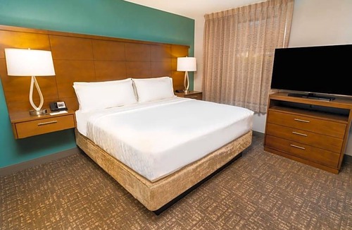 Coeur d'Alene Hotel | 3-Star Hotel ∙ Staybridge Suites Coeur d'Alene, an IHG Hotel