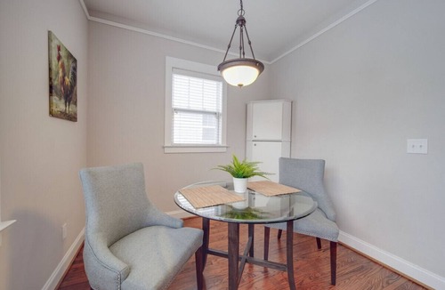 Wesley Heights House | 3 Story (3 BR) Gem—Walk to BofA Stadium & South End!