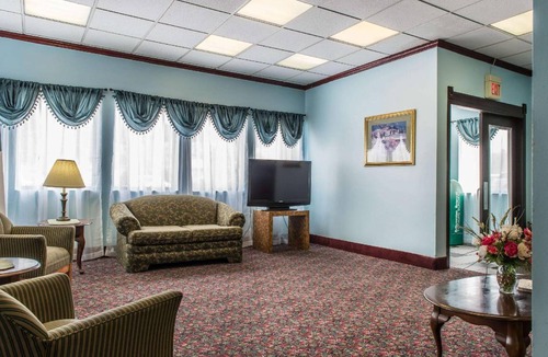 Brookville Hotel | 30 m² Hotel ∙ 127 guests