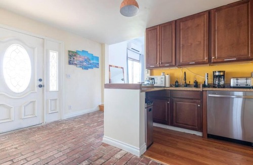 Central Malibu Apartment | 30 PCT OFF! Malibu Romantic Suite, Ocean View, Beach