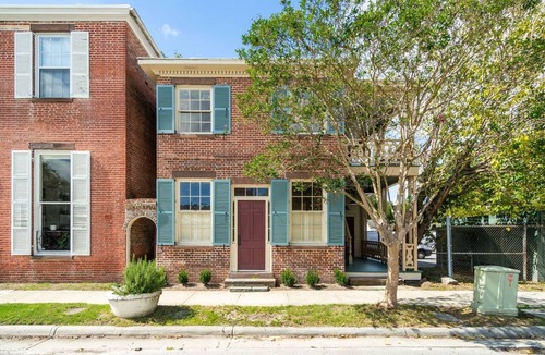 New Bern Apartment | 301 on Hancock - One Bedroom Apartment, Sleeps 4