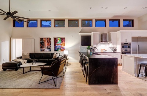 Zion National Park South Entrance House | 302 LaFave-Luxury Home at Zion: The Gallery House