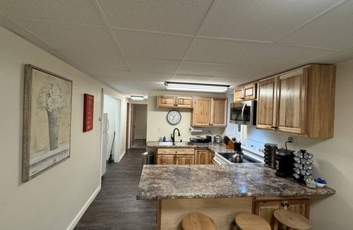 Fairbanks Apartment | 303 2bd lower · Vintage 2 bedroom close to downtown and river walk