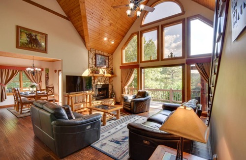 Ellijay House | 306 m² House ∙ 4 bedrooms ∙ 16 guests