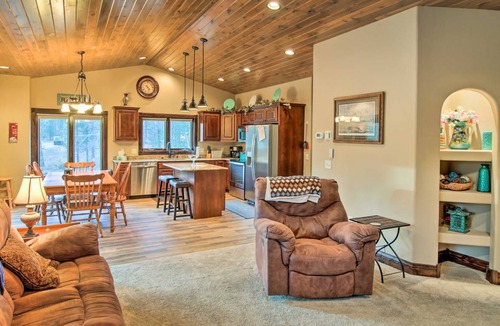 Deadwood House | 325 m² House ∙ 5 bedrooms ∙ 12 guests