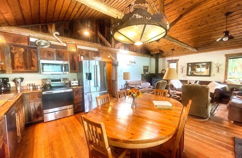 Bigfork Cabin | 33% OFF - Montana Riverfront, 5 Cabins, Sleeps 30, Family Reunions & Retreats!