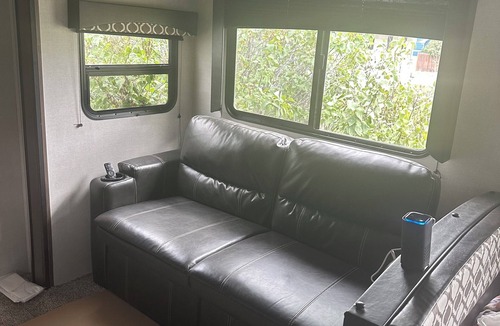 Fort Benton House | 33’ pet friendly Tavel Trailer, sleeps 10. Great for families.