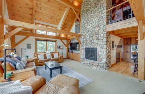 Grand Lake House | 330 m² House ∙ 3 bedrooms ∙ 10 guests