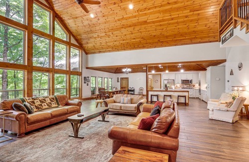Golden House | 343 m² House ∙ 4 bedrooms ∙ 14 guests