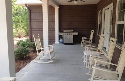 Pinehurst House | 3500 Sq. Ft., 12 Beds, 6 Bedrooms, Convenient Location