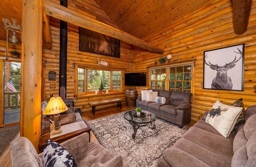 Plain House | 353 m² House ∙ 2 bedrooms ∙ 4 guests
