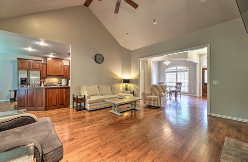 Bentonville House | 357 m² House ∙ 4 bedrooms ∙ 11 guests