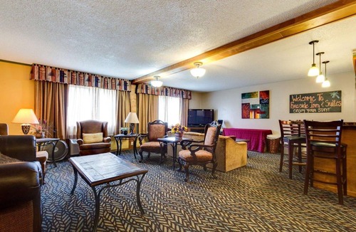 Devils Lake Hotel | 37 m² Hotel ∙ 127 guests