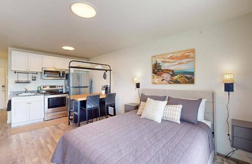 Evergreen Hotel | 37 m² Hotel ∙ 2 guests