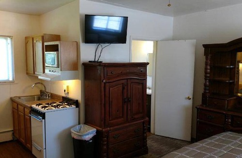 Bath Hotel | 37 m² Motel ∙ 3 guests