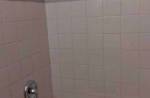 Bath Hotel | 37 m² Motel ∙ 3 guests
