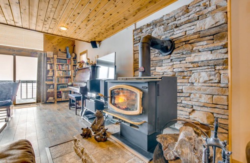 Thayne House | 371 m² House ∙ 3 bedrooms ∙ 8 guests