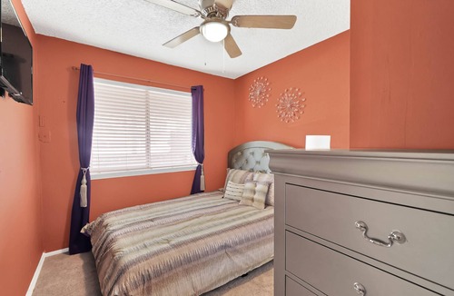 Garden Oaks House | 3bedroom and 1 bath