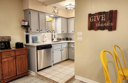 Washington Ave./ Memorial Park House | 3BR Family Home, Great Neighborhood, Prime Location, Pet Friendly & Huge Yard