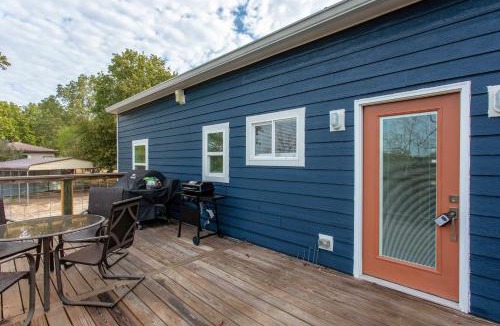 Mountain Home House | 3BR House By Lake with BBQ Fire Pit & EV Charger