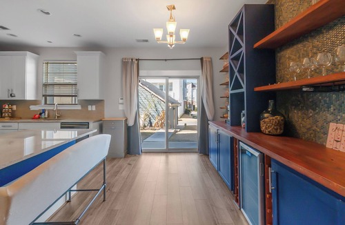 Charlotte House | 3BR Townhome 5 Min to Uptown, BOA, & Atrium