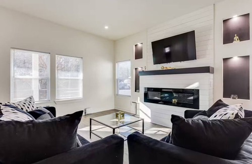 Atlanta House | 4 bed New Construction Home near airport/downtown
